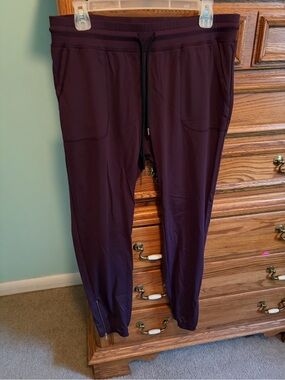 ZYIA women’s Drawstring Joggers - Plum
